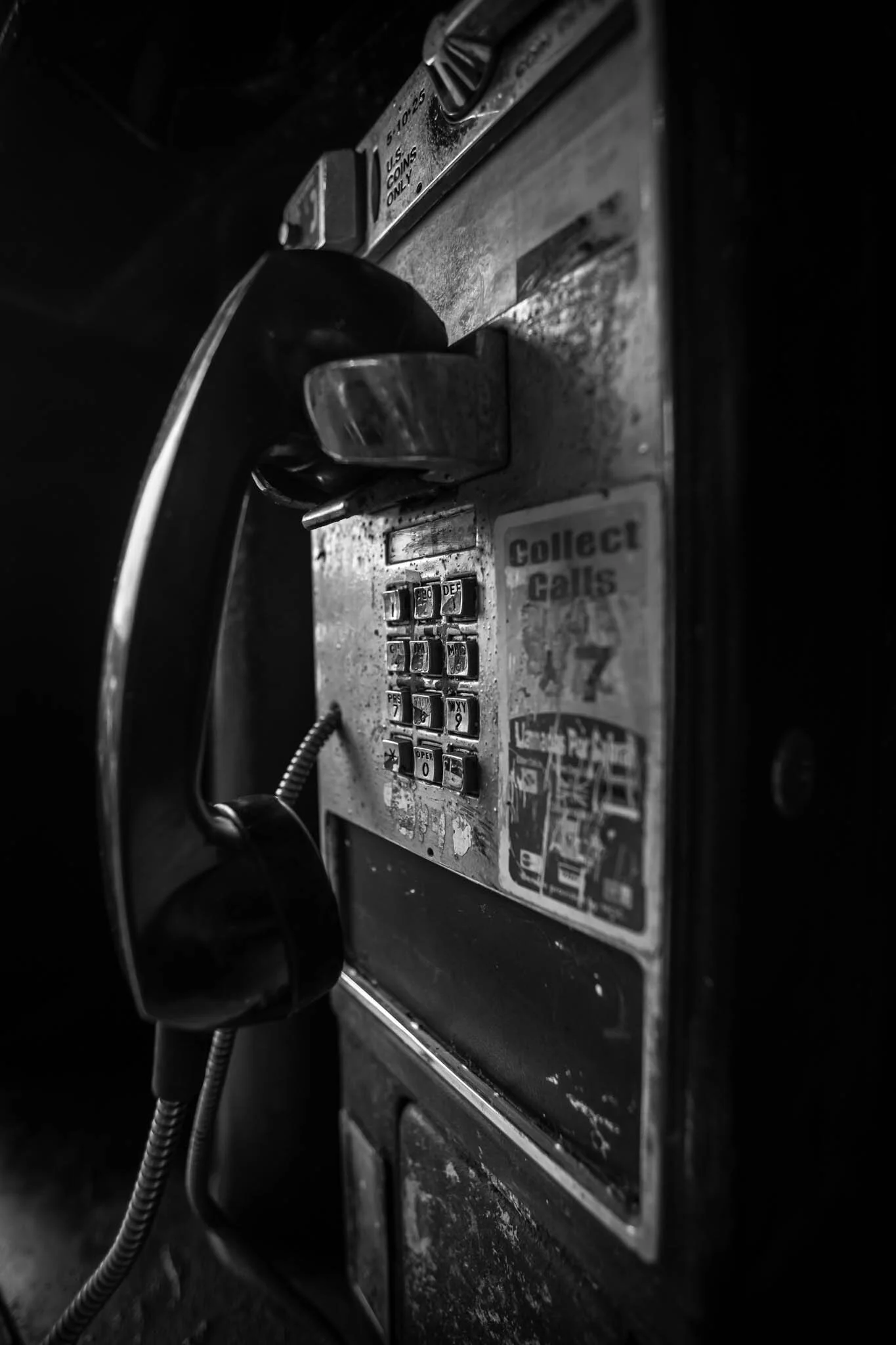 pay-phone-by-johnstarrettphoto.jpeg.jpg